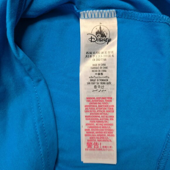 NWT $40 Disney T-Shirt Size XL 2025 Disneyland 70th Anniversary Magic Key NEW - Picture 8 of 9